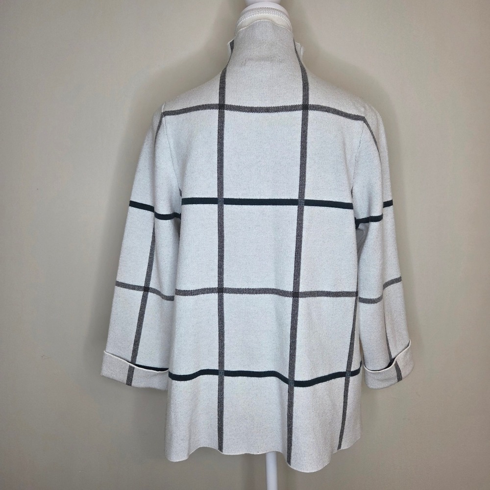 Tahari Womens XL Gray Black Windowpane Plaid Mock Neck 3/4 Sleeve Knit Sweater - Picture 4 of 6